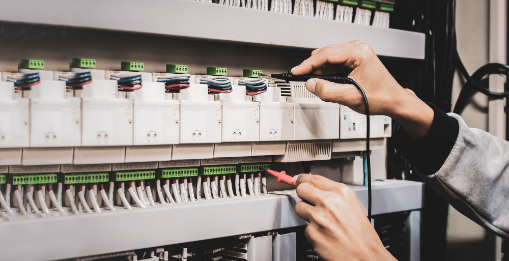 Conheça tudo sobre a principal empresa de quadros elétricos